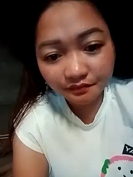 Snapshot of cuunon11 chatting on February 20, 12:40 am cuunon11 online show from February 20, 12:40 am