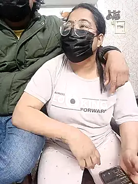 Snapshot of GangbangCouple chatting on February 13, 6:26 pm GangbangCouple online show from February 13, 6:26 pm