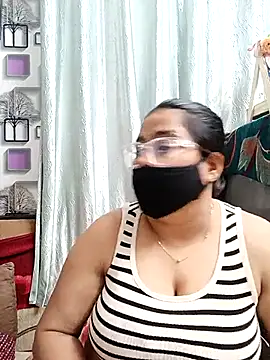 Snapshot of GangbangCouple chatting on February 25, 5:00 pm GangbangCouple online show from February 25, 5:00 pm