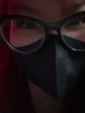 Snapshot of HaleyKin chatting on March 2, 5:42 pm HaleyKin online show from March 2, 5:42 pm