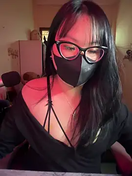 HaleyKin online show from March 14, 5:24 am