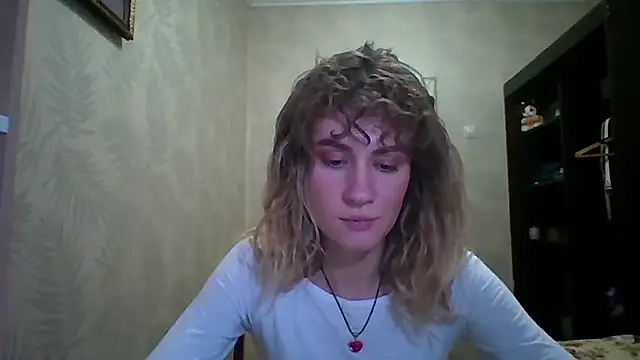 DeanneGilcher online show from February 20, 2:17 pm