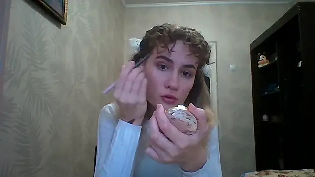 DeanneGilcher online show from February 22, 2:04 pm