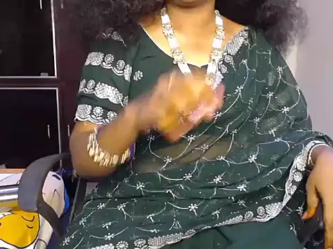 Snapshot of VixenNandhu chatting on February 28, 4:19 pm VixenNandhu online show from February 28, 4:19 pm