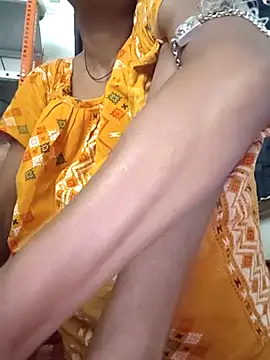 Sweet-runi online show from April 1, 11:00 am