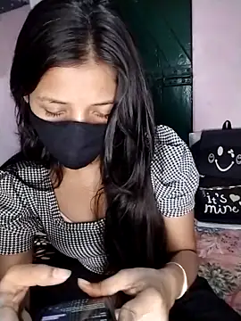 Snapshot of Naina-hott chatting on February 27, 7:36 pm Naina-hott online show from February 27, 7:36 pm