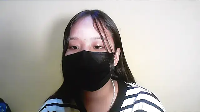 PRENCY CUTE online show from March 3, 5:19 pm