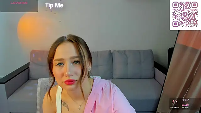  Kiki angel  online show from June 2, 1:07 am
