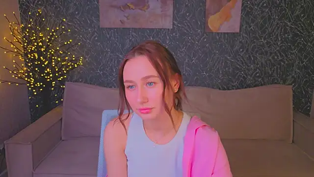  Kiki angel  online show from June 4, 9:15 am