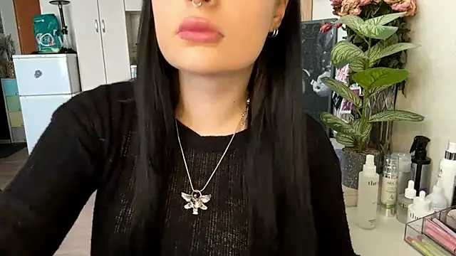 Snapshot of annicefeel chatting on February 27, 6:46 am annicefeel online show from February 27, 6:46 am