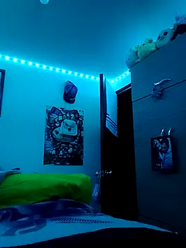 Snapshot of JazahyaX chatting on February 6, 1:43 am JazahyaX online show from February 6, 1:43 am