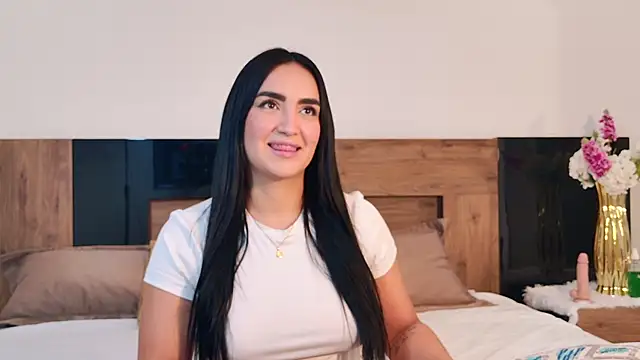 MaraGrief  online show from April 11, 2:16 am