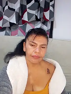 jennifer 0717 online show from April 1, 3:51 am