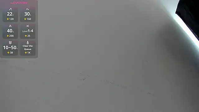 Snapshot of Blue_skyx chatting on February 24, 1:31 pm Blue skyx online show from February 24, 1:31 pm