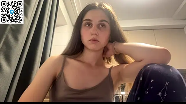 Snapshot of LovelySilk_63 chatting on July 11, 6:21 pm LovelySilk 63 online show from July 11, 6:21 pm