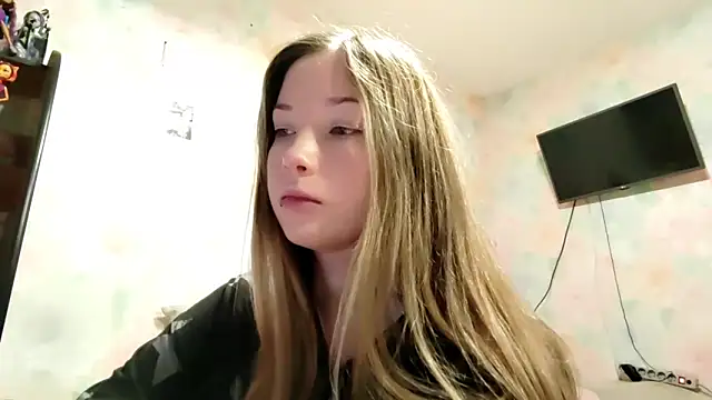 Snapshot of TiaBIanks chatting on February 21, 4:24 am TiaBIanks online show from February 21, 4:24 am