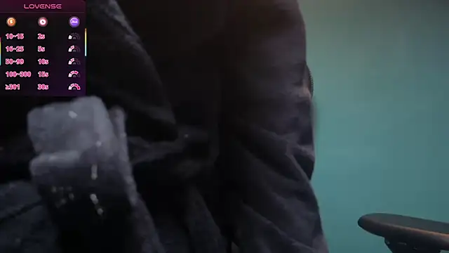 Snapshot of JadeAlexis403 chatting on February 6, 9:56 am JadeAlexis403 online show from February 6, 9:56 am