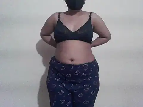 Snapshot of Wow_nikita chatting on February 21, 12:22 am Wow nikita online show from February 21, 12:22 am