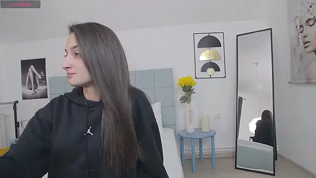 Snapshot of AmalliaJade chatting on February 16, 7:32 pm AmalliaJade online show from February 16, 7:32 pm