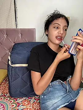 Snapshot of Britney__Latina chatting on February 22, 2:24 am Britney Latina online show from February 22, 2:24 am