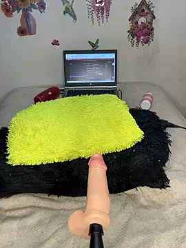 Sara      online show from March 8, 2:04 am