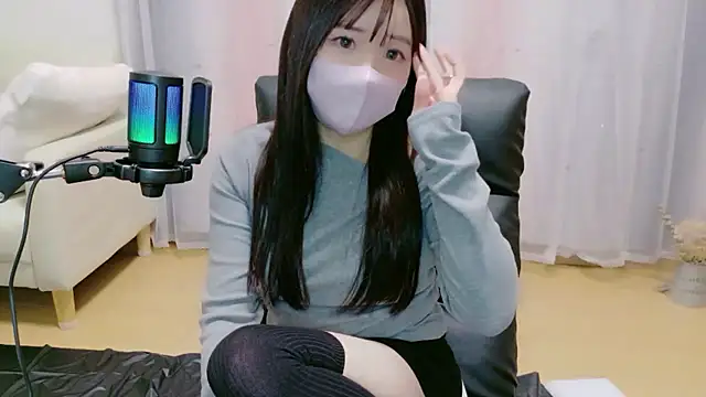 Sana 37  online show from February 20, 3:23 pm