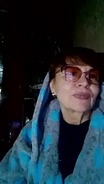 Snapshot of SophieBurns chatting on February 16, 4:14 pm SophieBurns online show from February 16, 4:14 pm