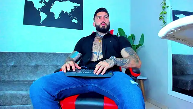 Alessrose online show from March 3, 7:42 pm