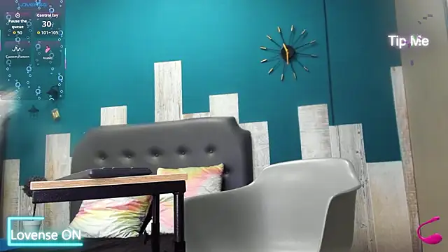 Snapshot of Coddy_maxx69 chatting on February 23, 12:24 pm Coddy maxx69 online show from February 23, 12:24 pm