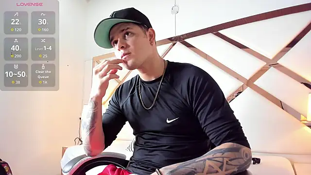 Snapshot of rayan_linxx chatting on February 18, 6:59 pm rayan linxx online show from February 18, 6:59 pm