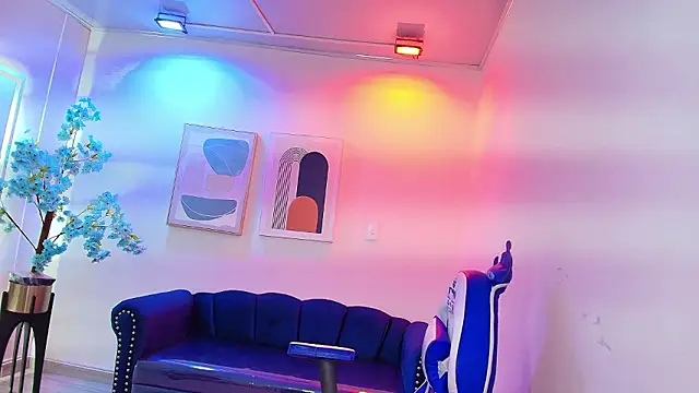 Alanna  scott online show from March 15, 3:56 am