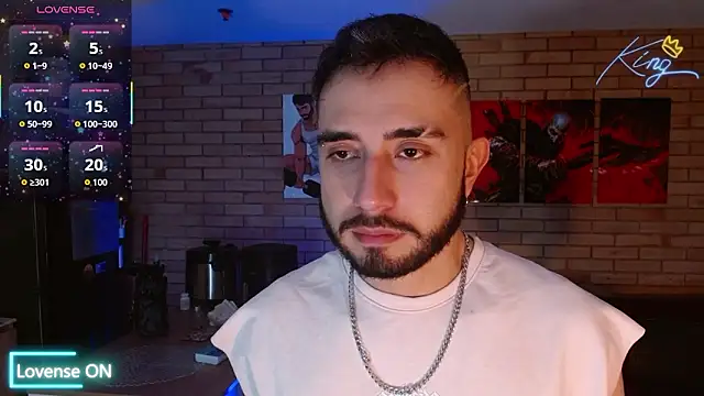 Snapshot of dave_wolf7 chatting on February 7, 12:53 pm dave wolf7 online show from February 7, 12:53 pm