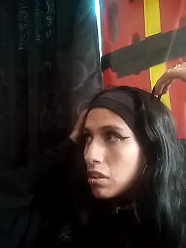 FRANCESCA LOVE  online show from April 5, 7:44 pm