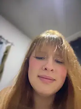 Snapshot of CharlotteUwU_ chatting on February 12, 1:55 am CharlotteUwU online show from February 12, 1:55 am