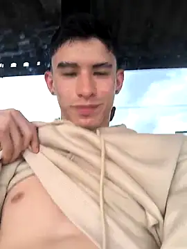 Camilow w online show from March 28, 10:31 pm