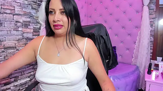 Ashley Obsession online show from April 16, 9:39 pm