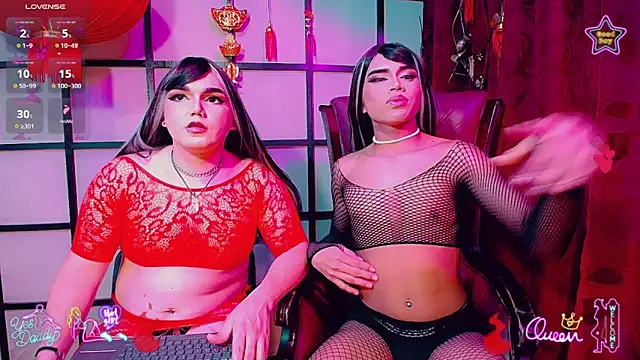 Snapshot of Cristal_and_noha chatting on February 6, 4:39 am Cristal and noha online show from February 6, 4:39 am