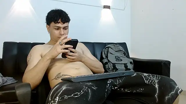 Philip Jons online show from April 22, 8:54 pm