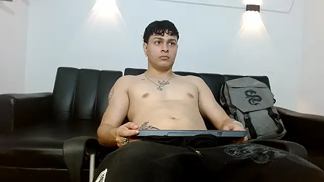 Philip Jons online show from April 25, 10:07 pm