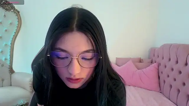 Snapshot of MAHYRA_TAY chatting on July 8, 7:18 pm MAHYRA TAY online show from July 8, 7:18 pm