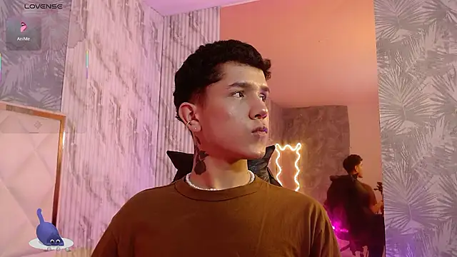 Snapshot of estefan_tay chatting on February 13, 7:43 pm estefan tay online show from February 13, 7:43 pm