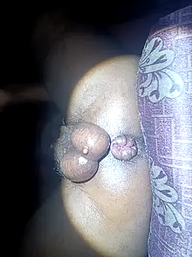 suroj859 online show from April 11, 6:23 pm