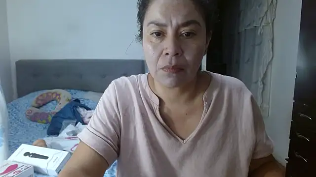 Karo sexy online show from April 12, 3:33 am