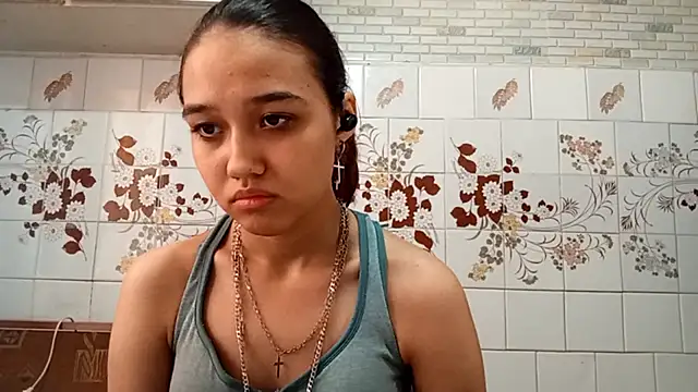 AnnettaBelsito online show from March 28, 1:11 pm