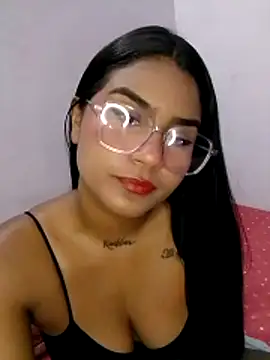 Snapshot of Zoe_Renata chatting on February 11, 12:32 pm Zoe Renata online show from February 11, 12:32 pm