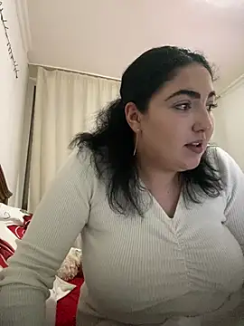 Snapshot of Amber_Sinn chatting on February 18, 10:28 pm Amber Sinn online show from February 18, 10:28 pm