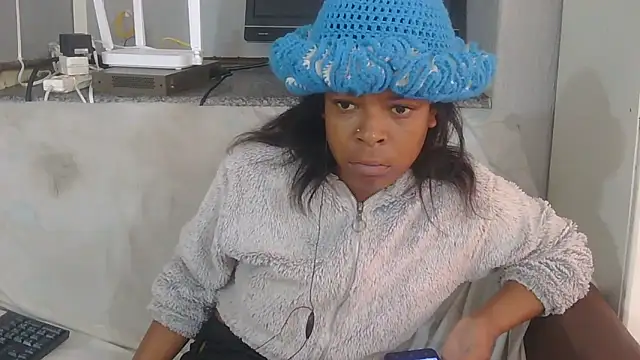 xxBabyDoll online show from April 7, 8:04 am