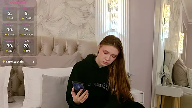 StacyHicks online show from March 13, 2:56 pm