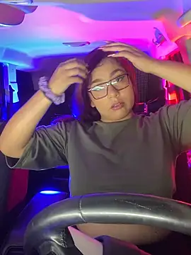 Snapshot of Wen_01 chatting on February 22, 11:53 am Wen 01 online show from February 22, 11:53 am