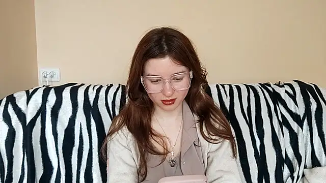 LanitaHemple online show from April 17, 11:13 am